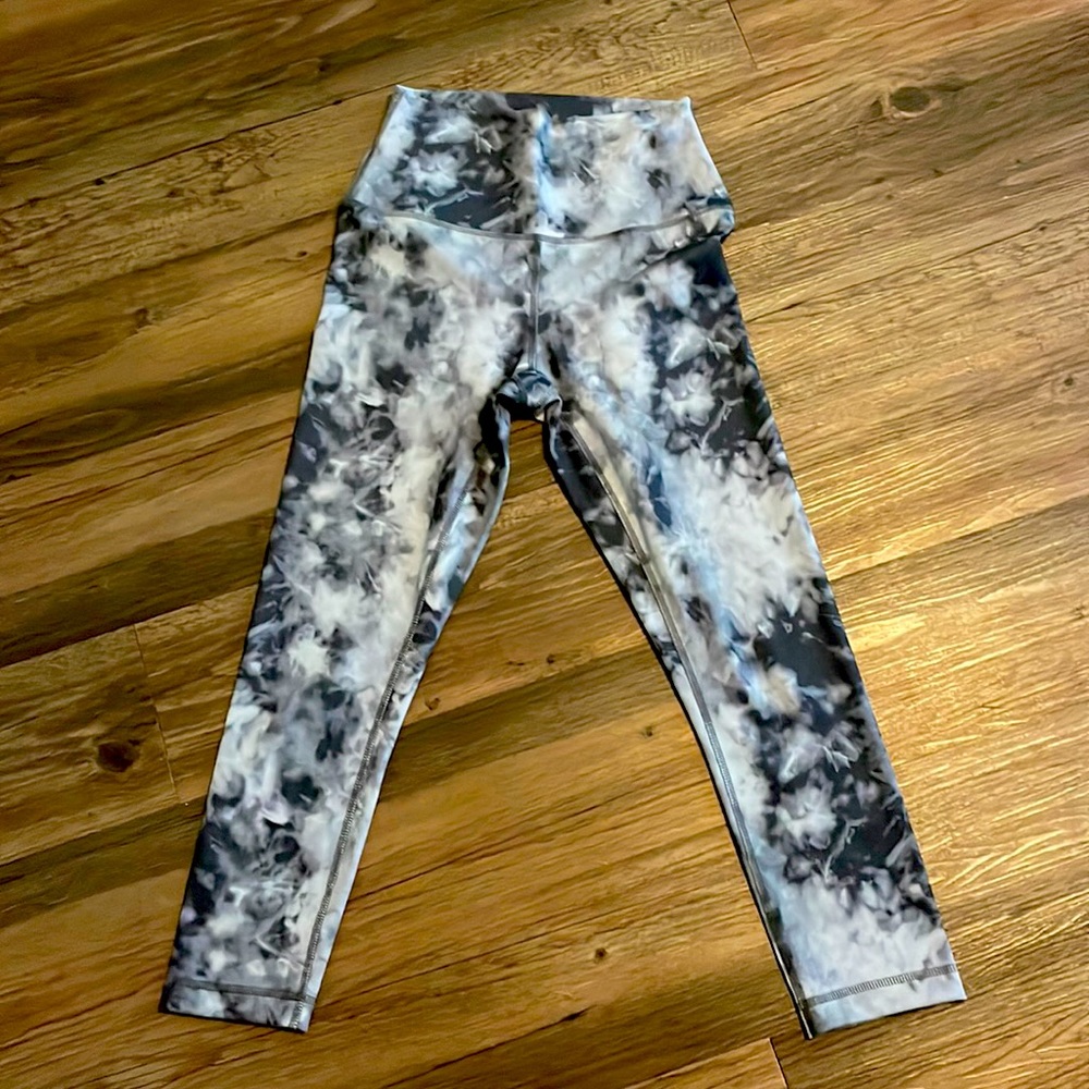 90 Degree By Reflex Small Yoga Leggings Black and Gray Tye Dye